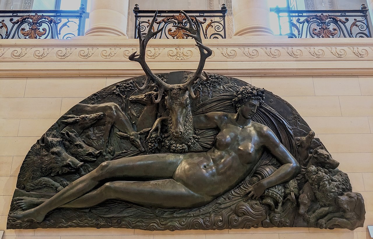 La_Nymphe_de_Fontainebleau_-_Benvenuto_Cellini_-_Musée_du_Louvre_Sculptures_MR_1706__N_15050.jpg
