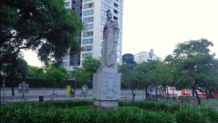 Monumento al Inca Garcilaso de la Vega, de Joaquín Roca Rey