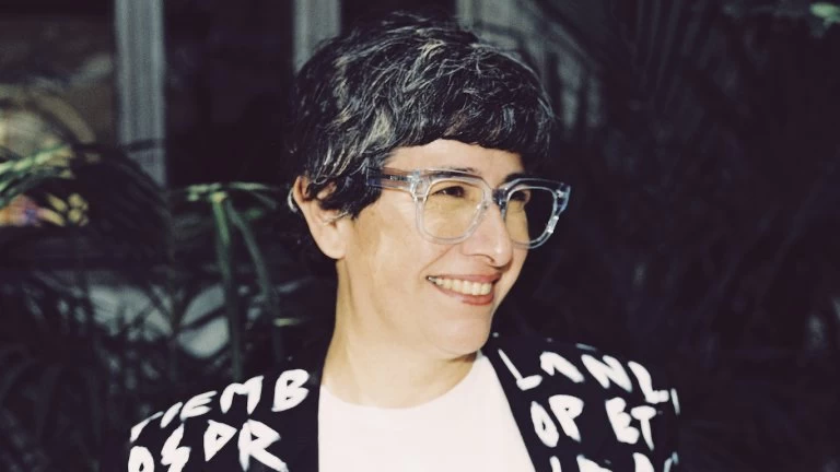 Mariela Scafati: “Pantone es una empresa con un código para el control”