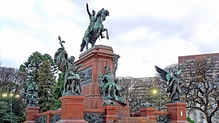 Monumento General San Martín, de Louis-Joseph Daumas