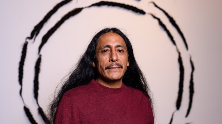 Antonio Paucar ganó el Premio Artes Mundi 2024