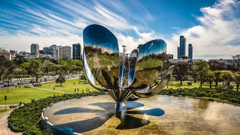 Floralis Genérica, de Eduardo Catalano 