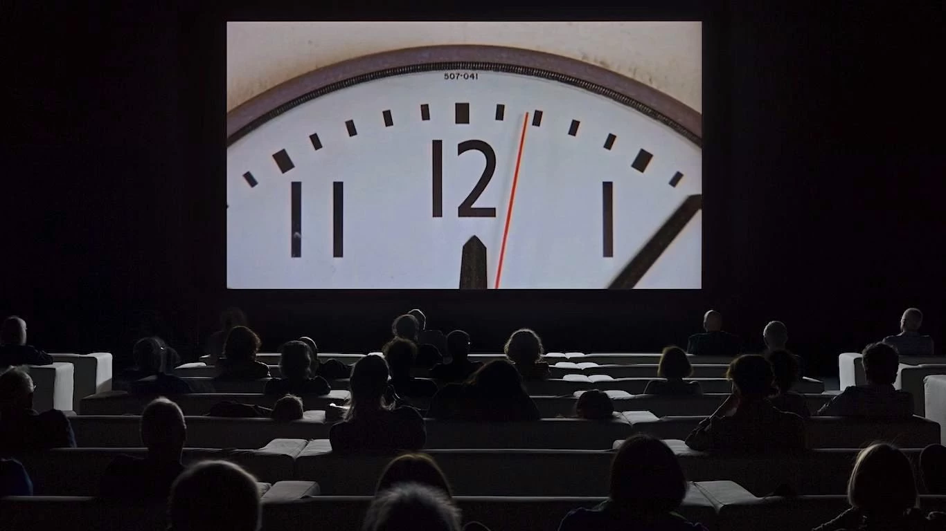 Representación glitch de The Clock