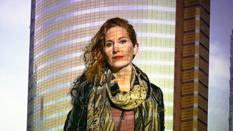 Florencia Levy: “Trabajo con la distancia entre lo que vemos y preferimos no ver”