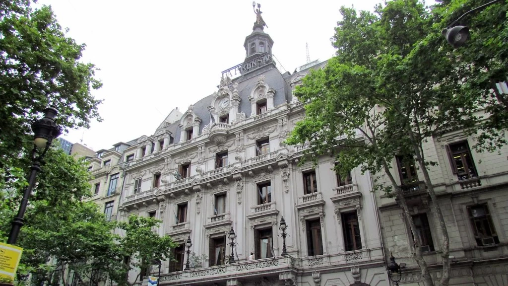 Edificio La Prensa, de Carlos Agote y Alberto Gainza