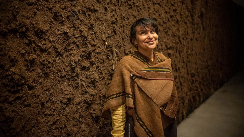 Delcy Morelos: “Llevar tierra al museo es mostrarla como algo precioso”