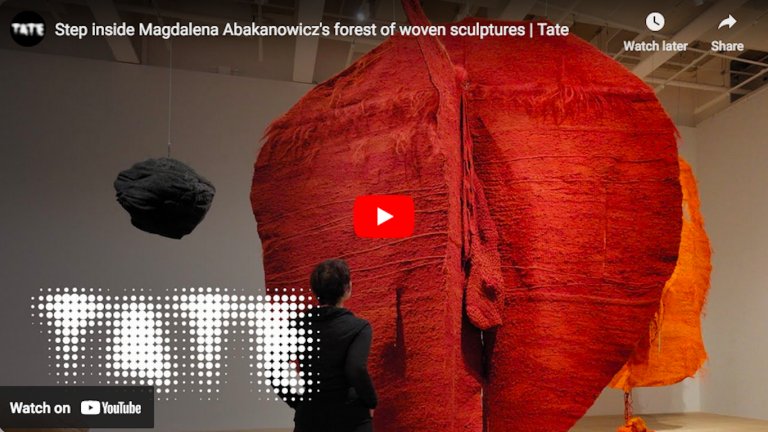 Los Abakans de Magdalena Abakanowicz