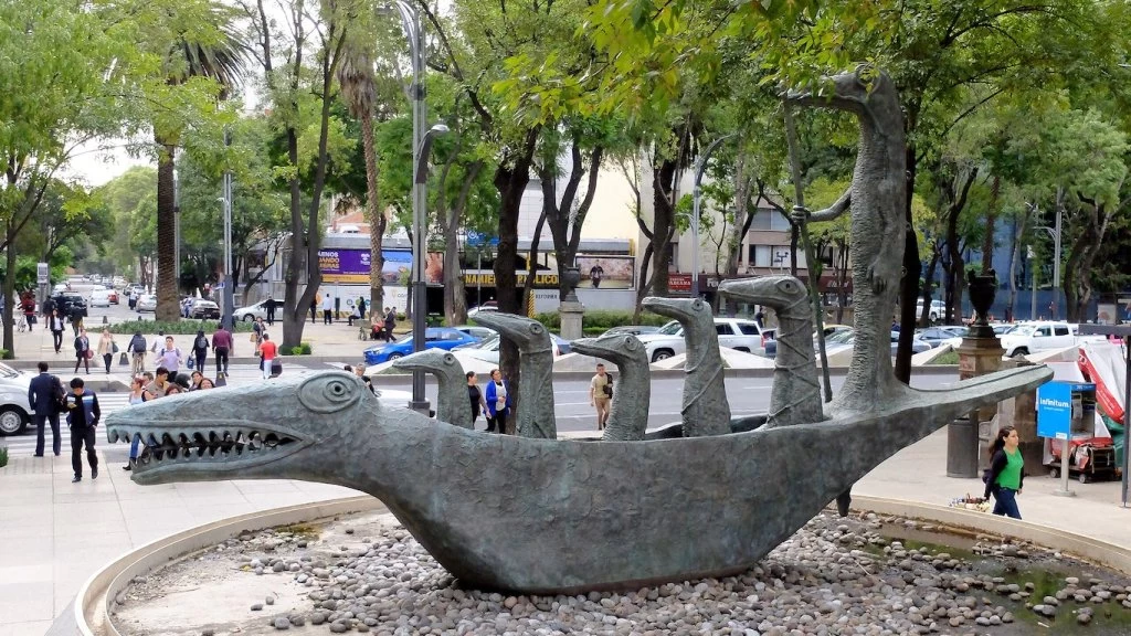 Cocodrilo (México): por las aguas del surrealismo urbano