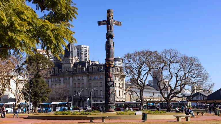 Tótem canadiense, de Stanley Hunt