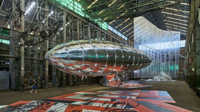 Manifesta Biennial 2022 (Kosovo): un arsenal de intervencionismo urbano