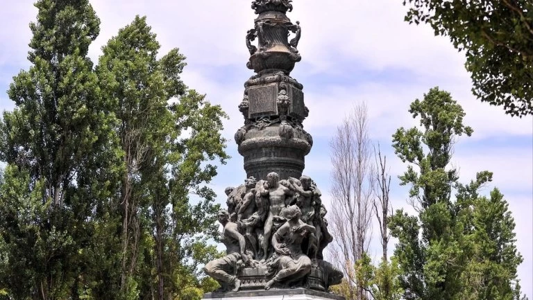 Mástil italiano, de Gaetano Moretti