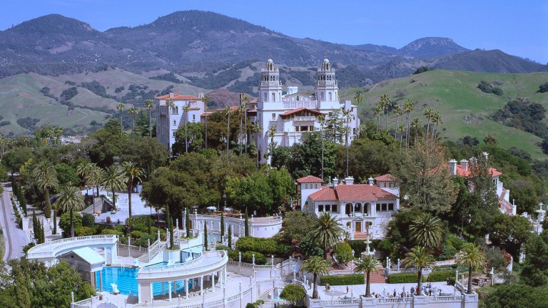 El Castillo Hearst (EE. UU.): visita a la exuberancia de un magnate
